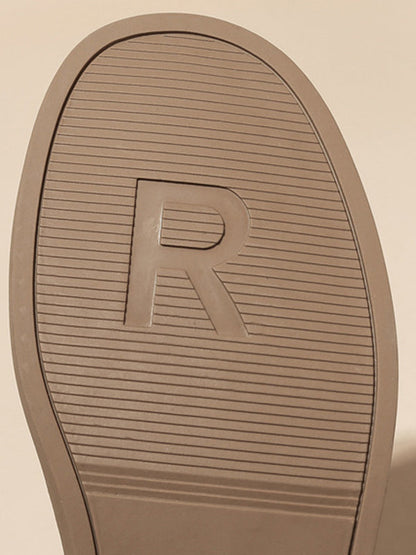 A Vintage Style Sandals with Delicate Timeless Details