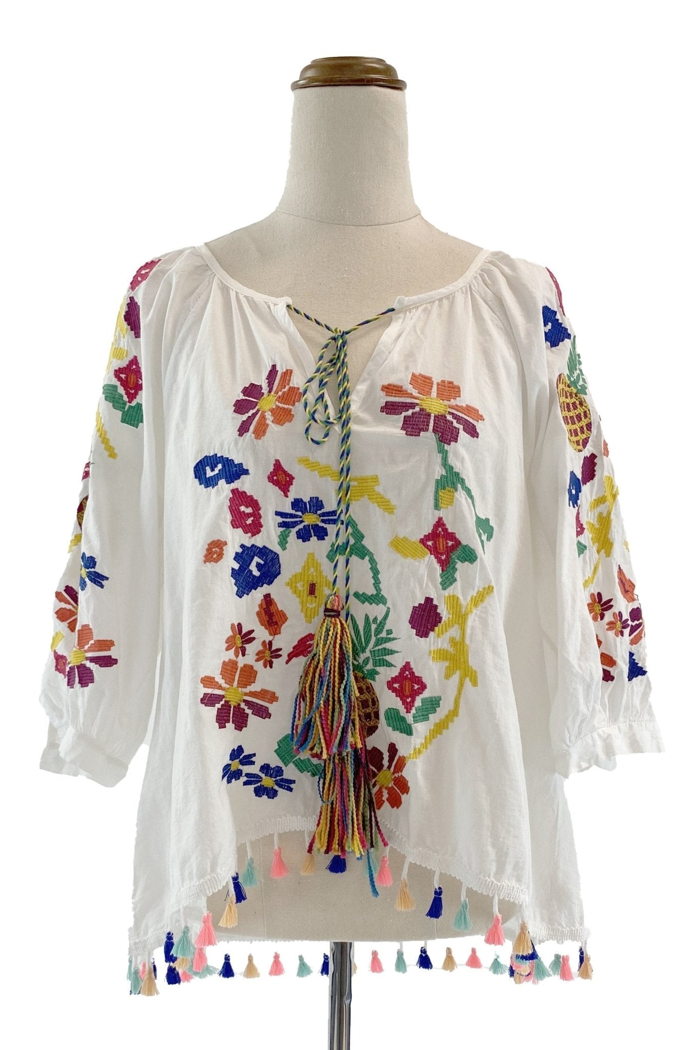 Elegantly Styled Blouse for Everyday Wear