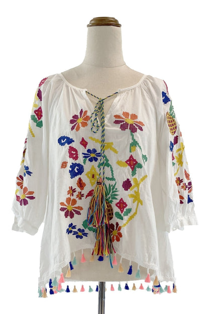 Elegantly Styled Blouse for Everyday Wear