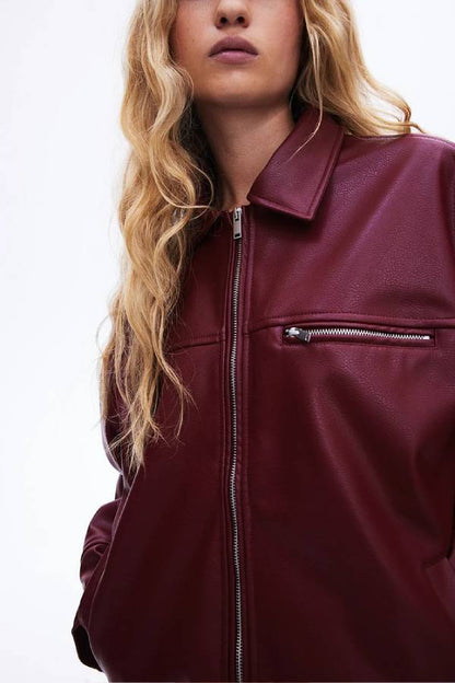 Well Tailored Jacket with a Graceful Silhouette