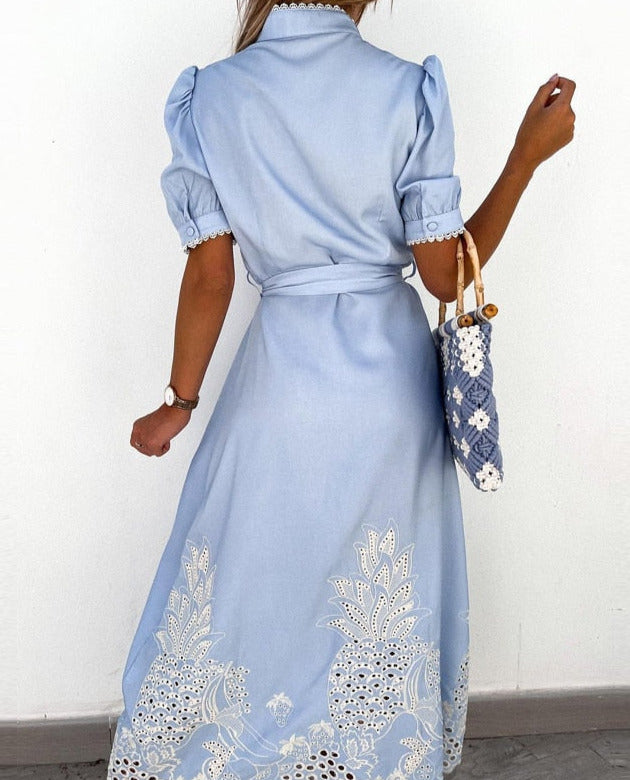 Beautifully Finished Dress in a Timeless Design