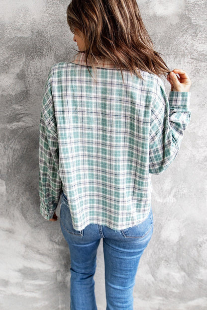 Effortlessly Elegant Shirt with a Timeless Design
