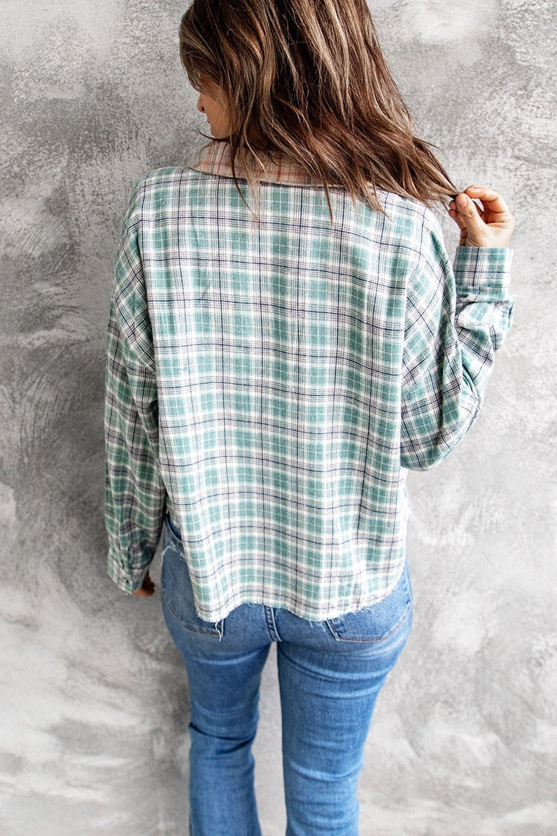 Effortlessly Elegant Shirt with a Timeless Design