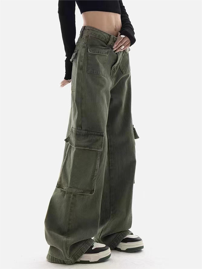 Beautifully Finished Garment in a Timeless Design