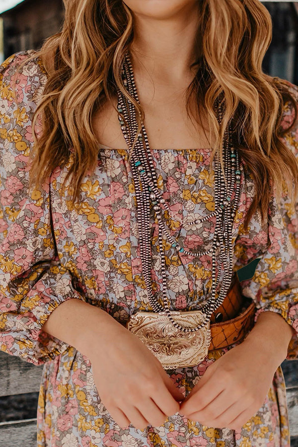 Classic Vintage Dress with a Flattering Fit