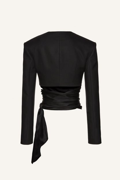Beautifully Balanced Top with Timeless Character
