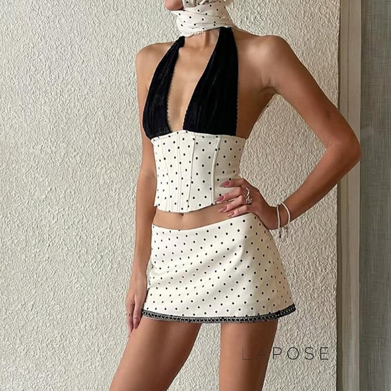 Classic Vintage Garment with a Flattering Fit