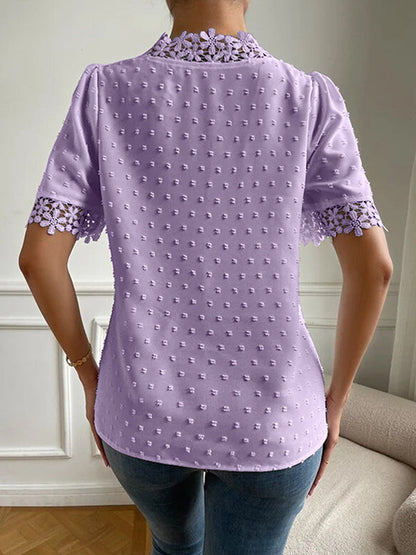 Sophisticated Blouse with a Clean Classic Look