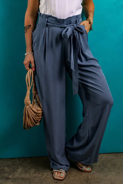Classic Vintage Pants with a Flattering Fit