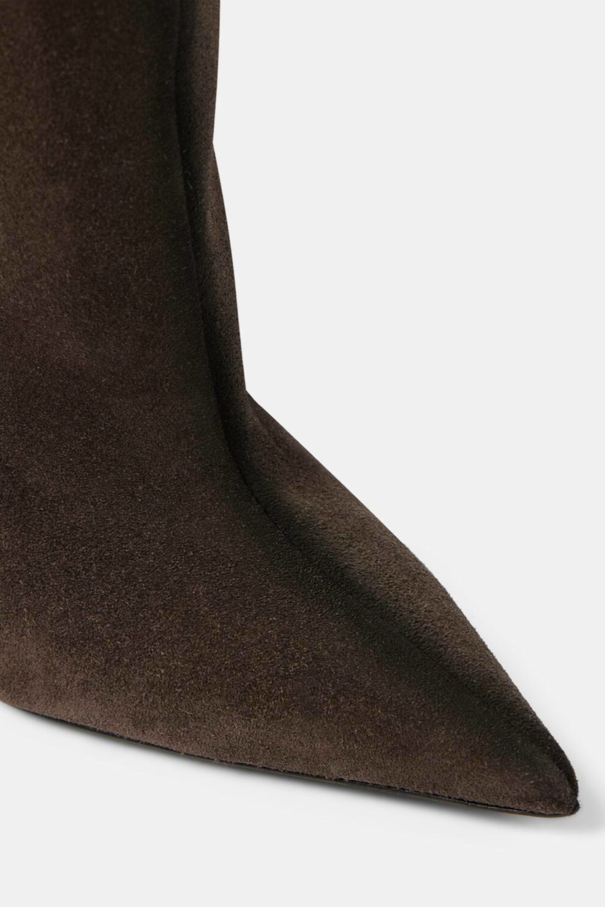 Elegantly Styled Boots for Everyday Wear