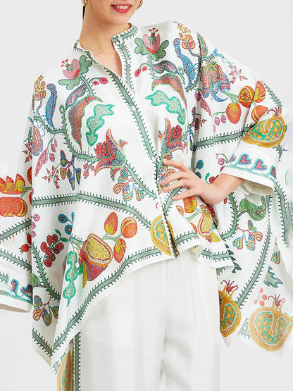 Sophisticated Blouse with a Clean Classic Look