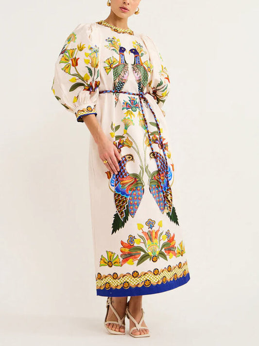 Beautifully Finished Dress in a Timeless Design