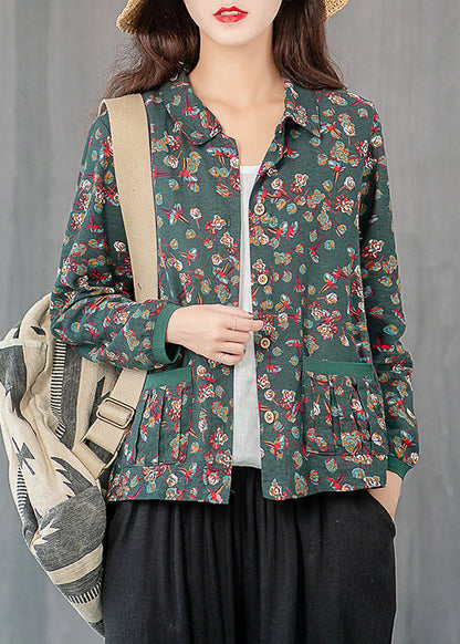 Well Tailored Top with a Graceful Silhouette