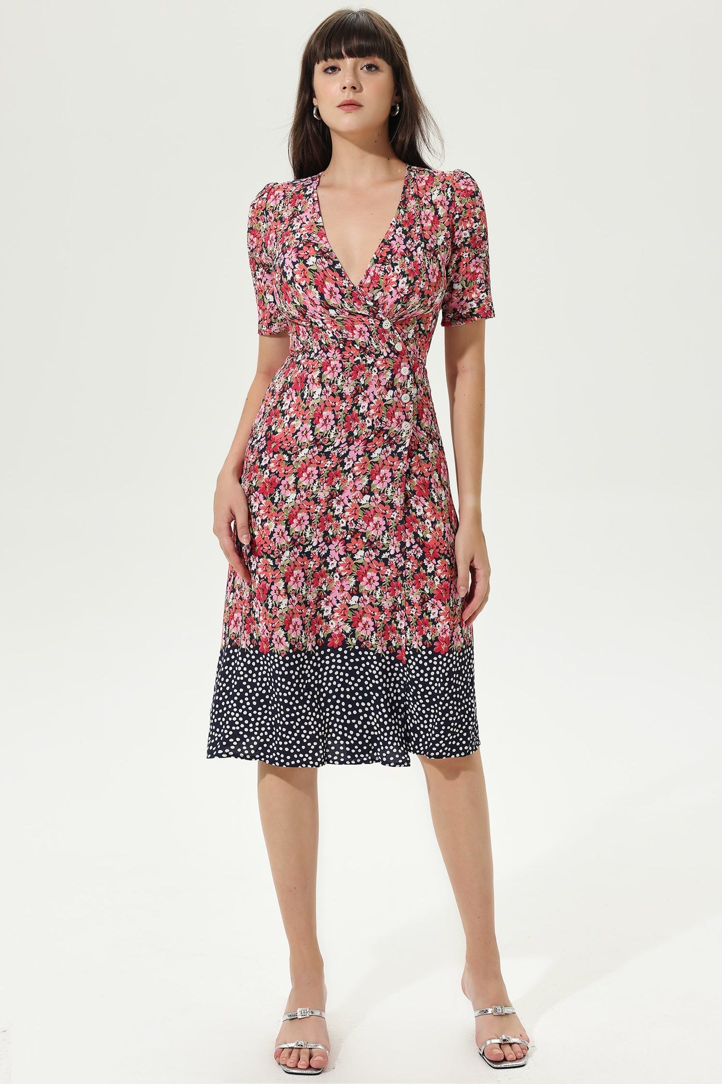 Classic Vintage & Enduringly Stylish Dress
