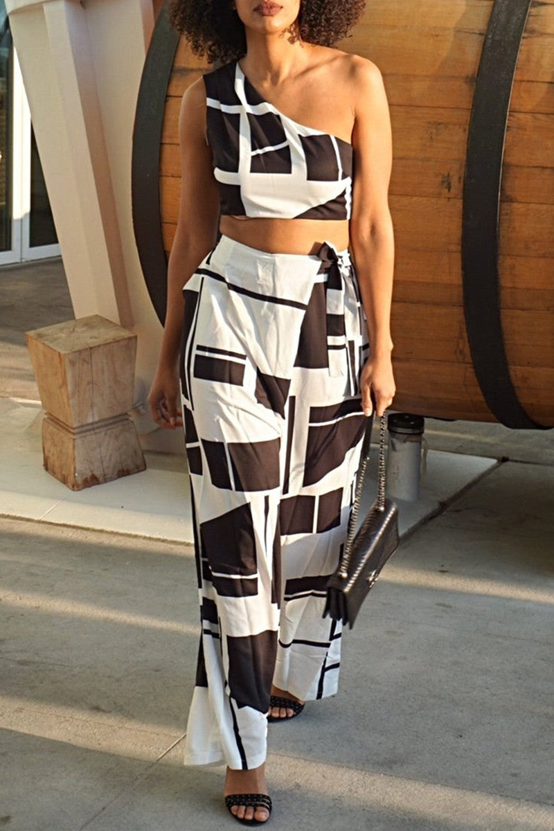 Gracefully Styled Garment for Any Occasion