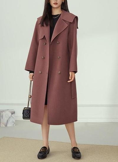 Beautifully Finished Coat in a Timeless Design