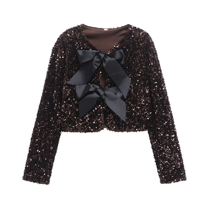 Beautifully Finished Top in a Timeless Design