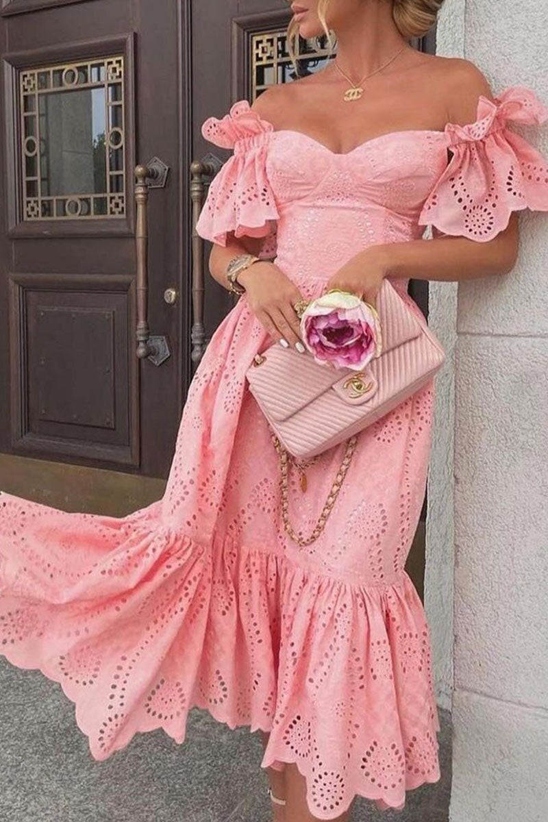 Well Tailored Dress with a Graceful Silhouette