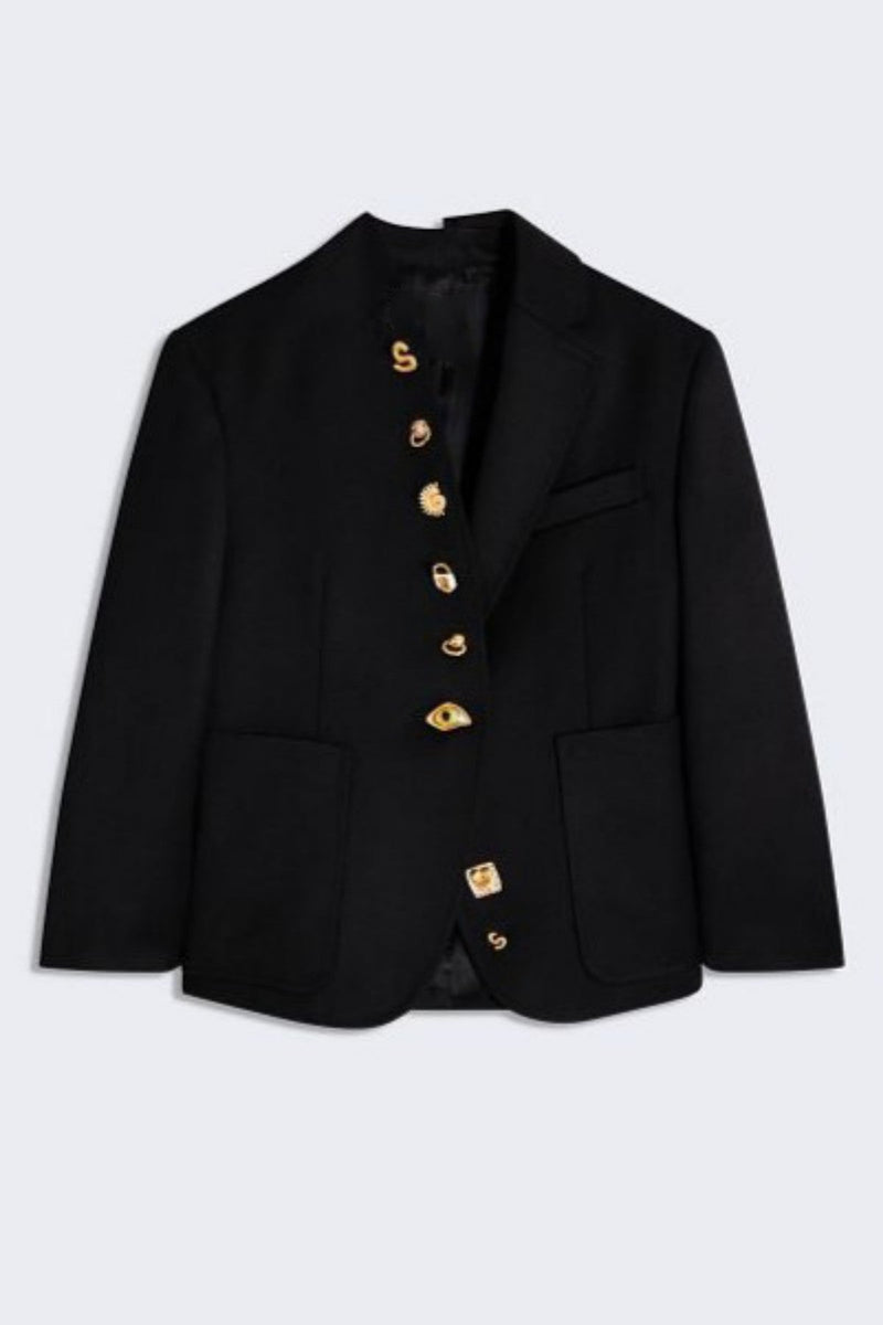 Well Tailored Garment with a Graceful Silhouette