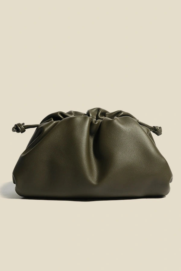 Well Tailored Bag with a Graceful Silhouette