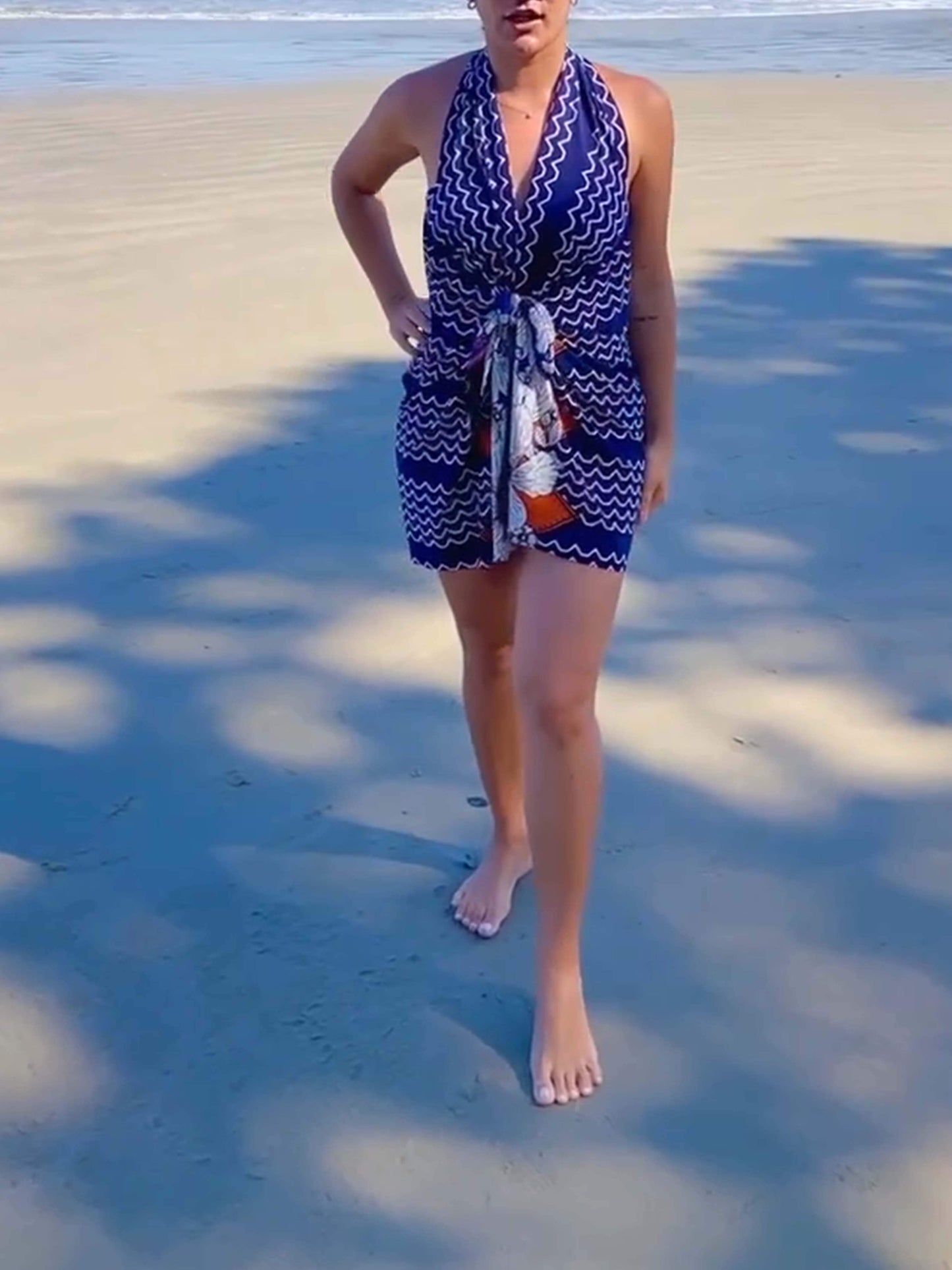 Beautifully Finished Dress in a Timeless Design