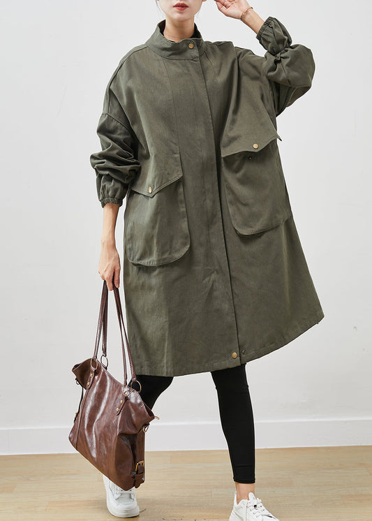 Well Tailored Coat with a Graceful Silhouette