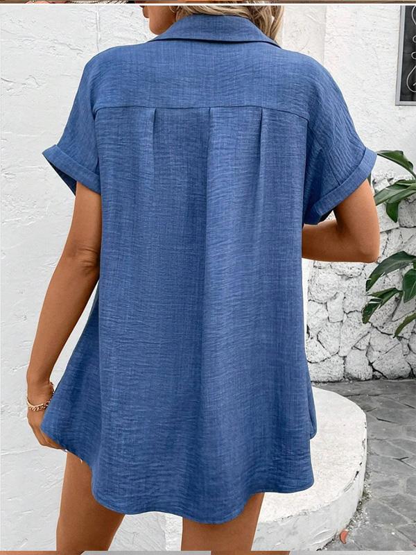 Classic Vintage Shirt with a Flattering Fit