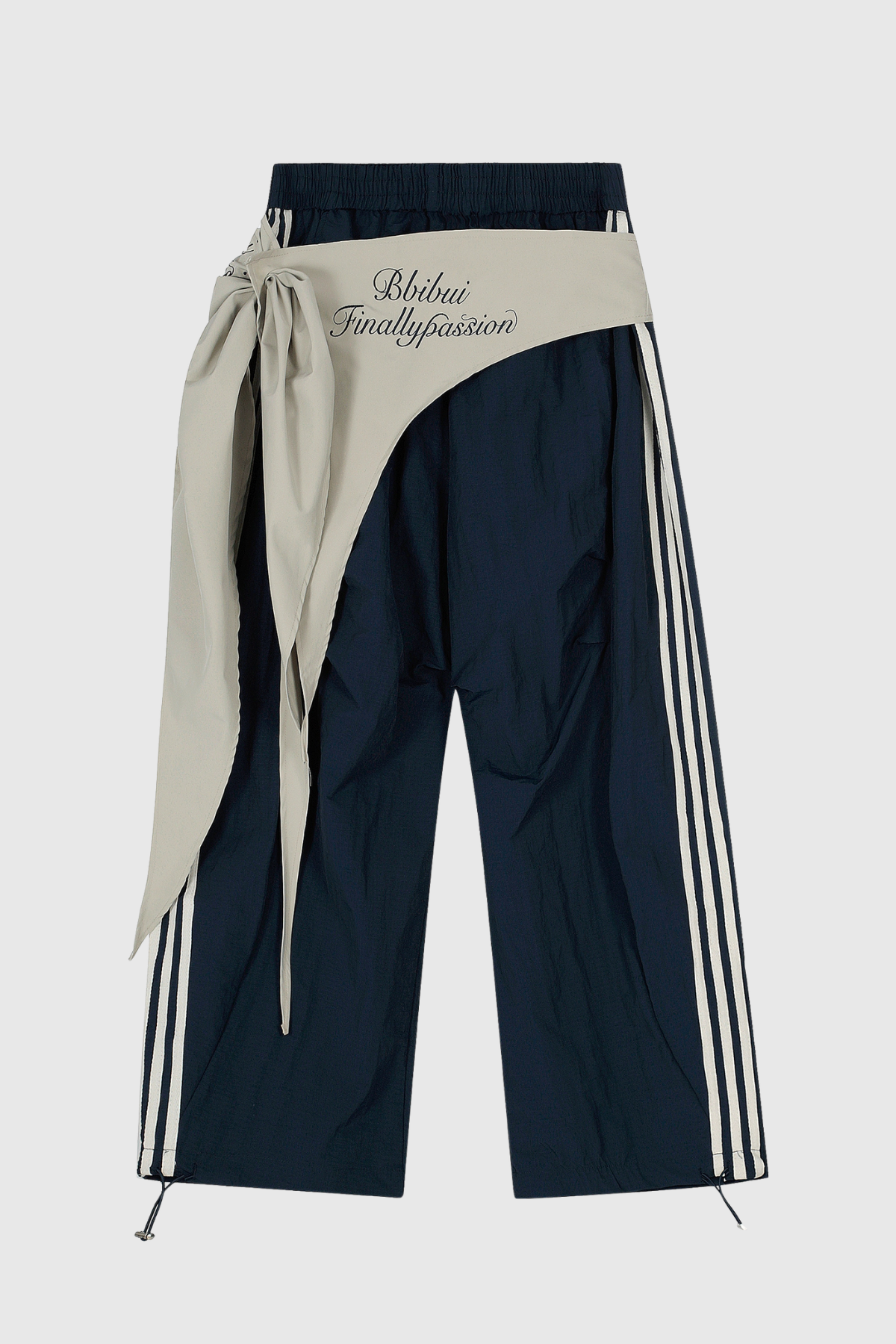 Gracefully Styled Pants for Any Occasion