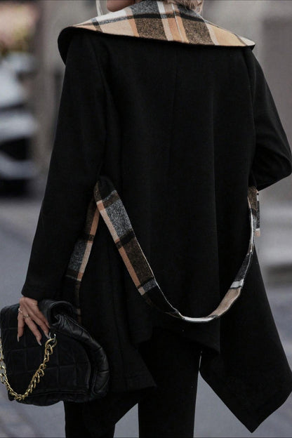 Well Tailored Coat with a Graceful Silhouette