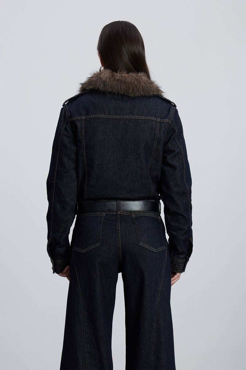Elegantly Styled Pants for Everyday Wear