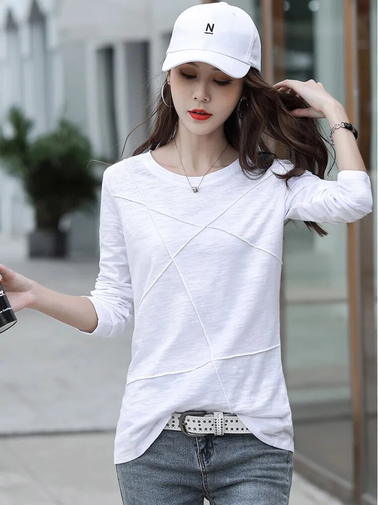 Beautifully Crafted T-Shirt in a Classic Style
