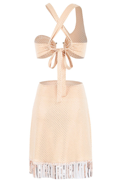 Sophisticated Garment with a Clean Classic Look