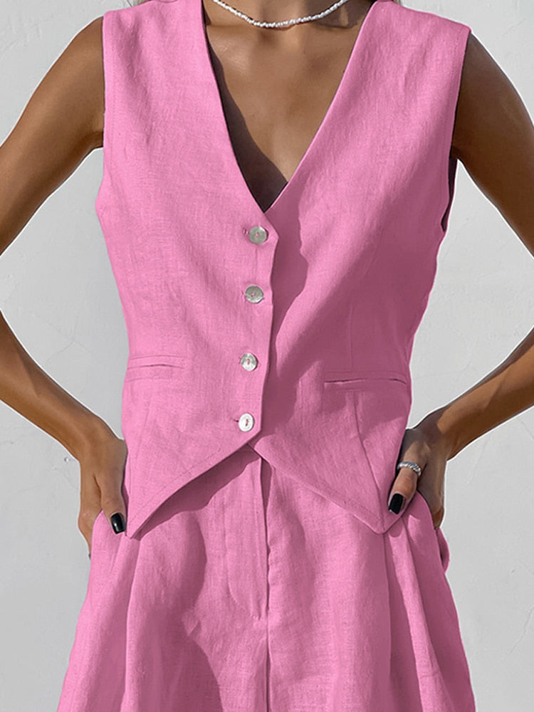 Sophisticated Garment with a Clean Classic Look