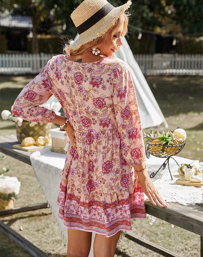 Classic Vintage & Enduringly Stylish Dress