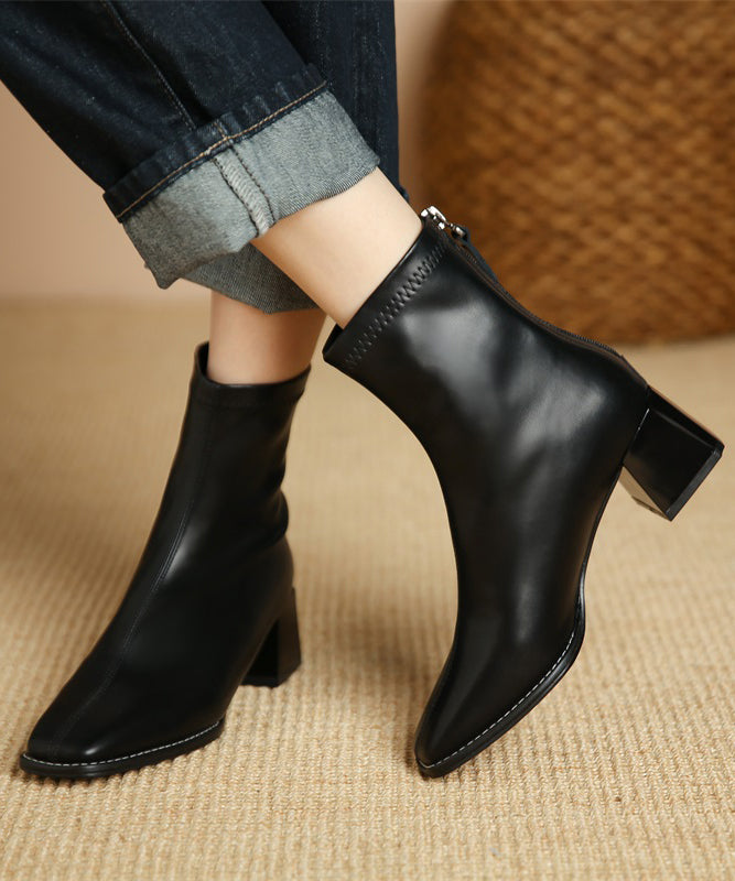 Elegantly Styled Boots for Everyday Wear