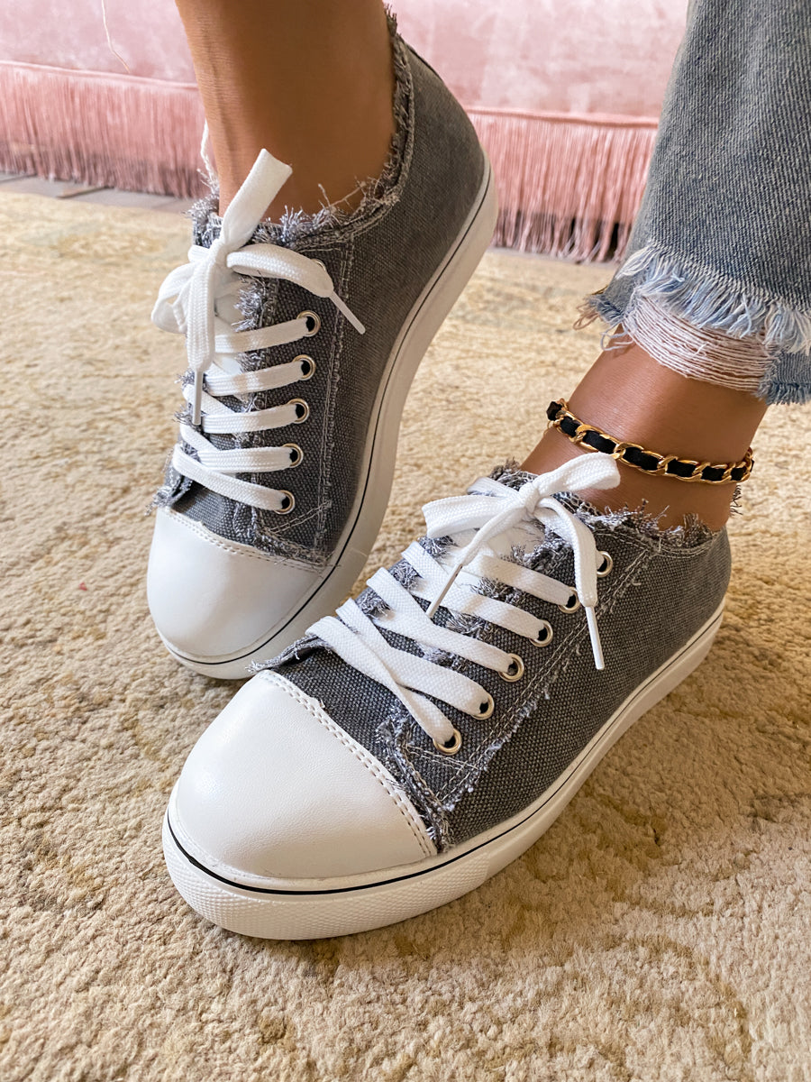 Elegantly Styled Sneakers for Everyday Wear
