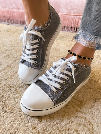 Elegantly Styled Sneakers for Everyday Wear