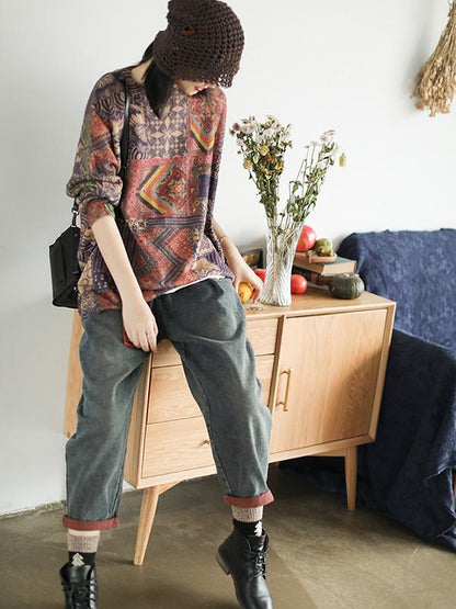 Classic Vintage Sweater with a Flattering Fit