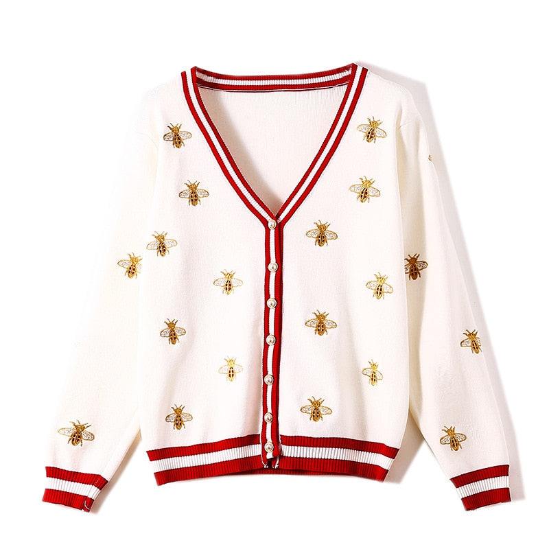 Effortlessly Elegant Cardigan with a Timeless Design