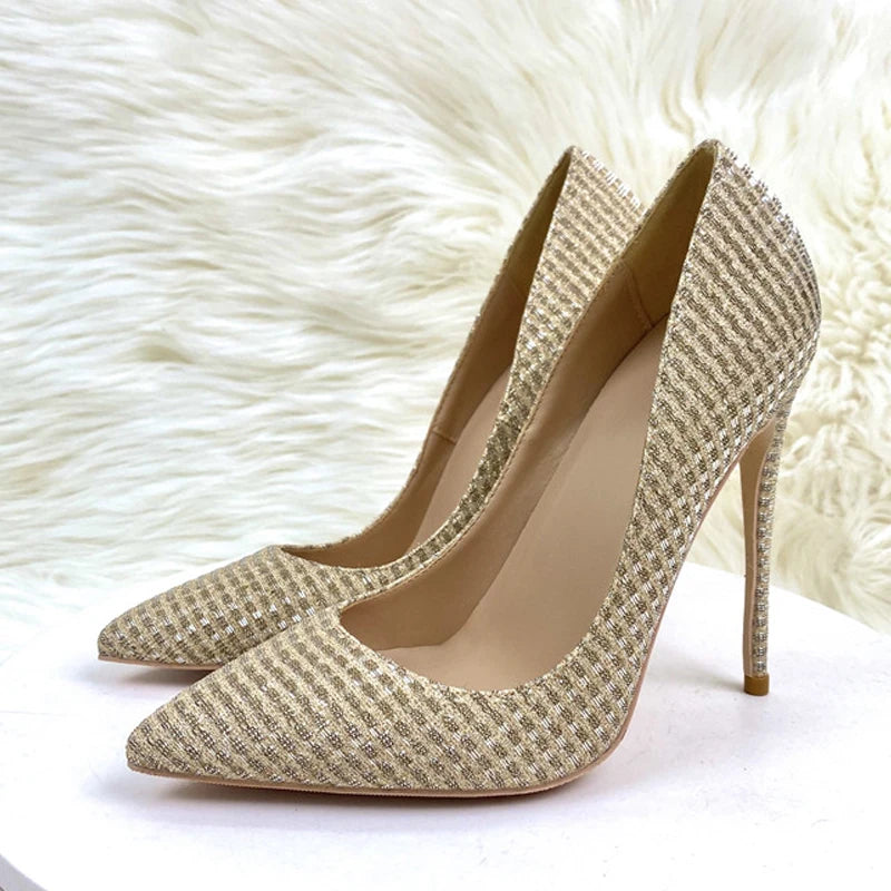 Well Tailored Heels with a Graceful Silhouette