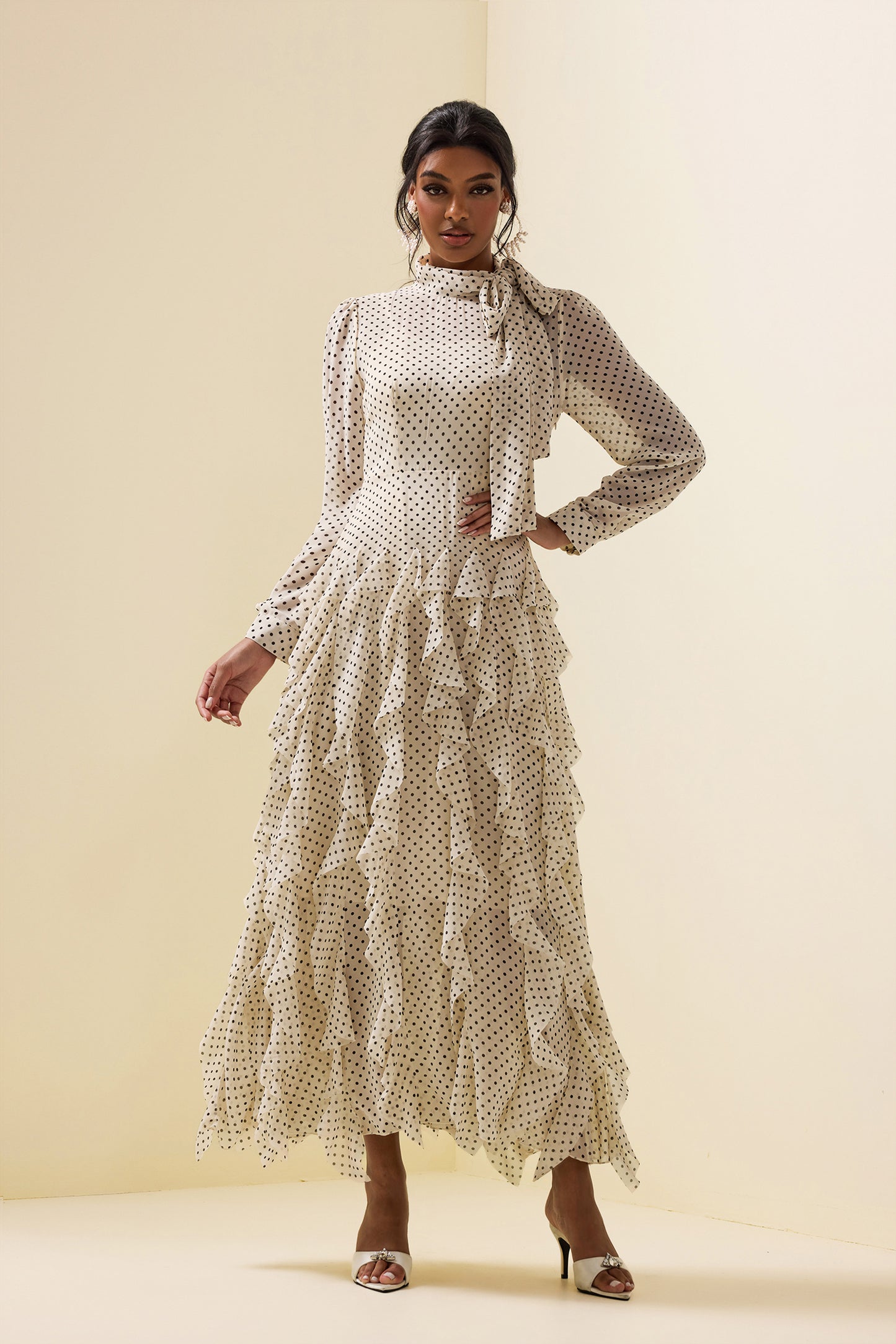 Gracefully Styled Dress for Any Occasion