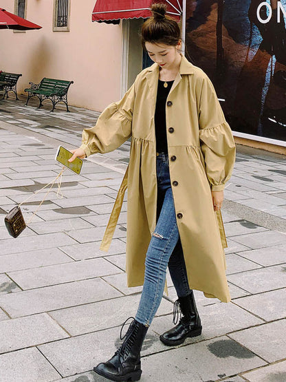 Elegantly Styled Coat for Everyday Wear