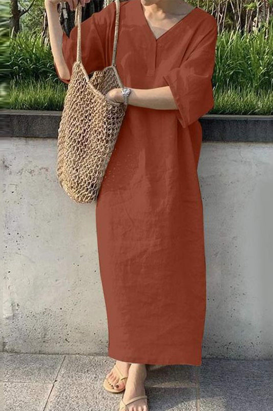 Effortlessly Elegant Dress with a Timeless Design