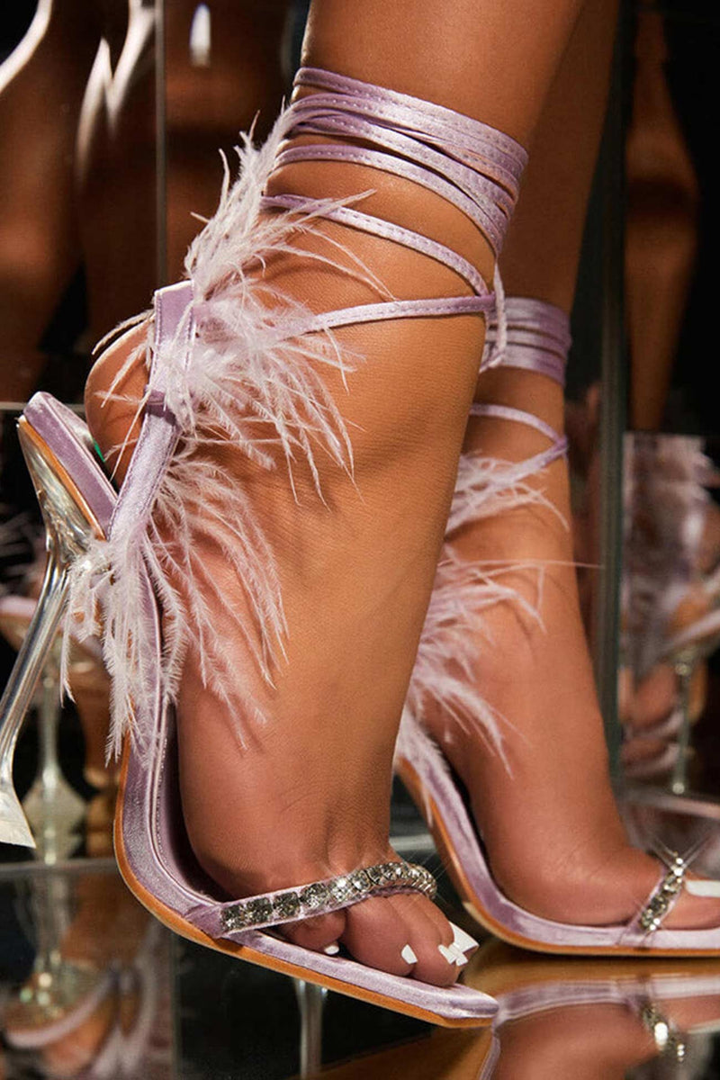 Classic Vintage Sandals with a Flattering Fit