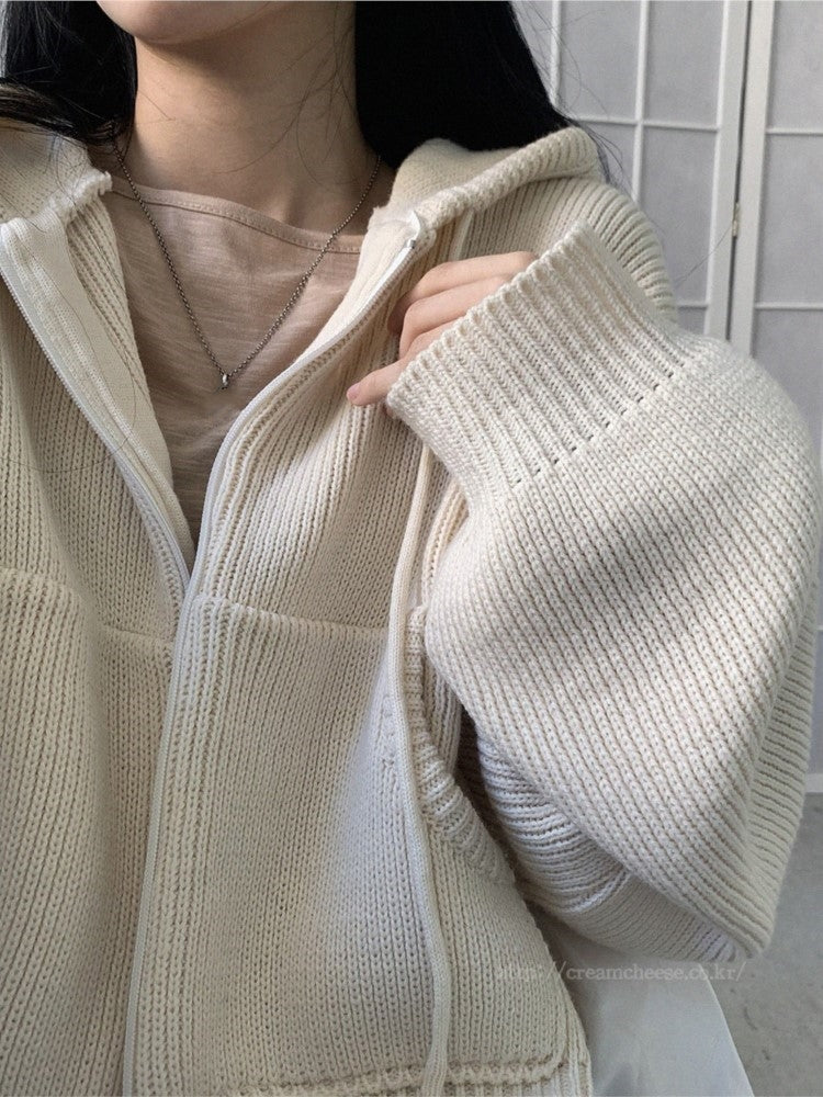 Classic Vintage & Enduringly Stylish Cardigan