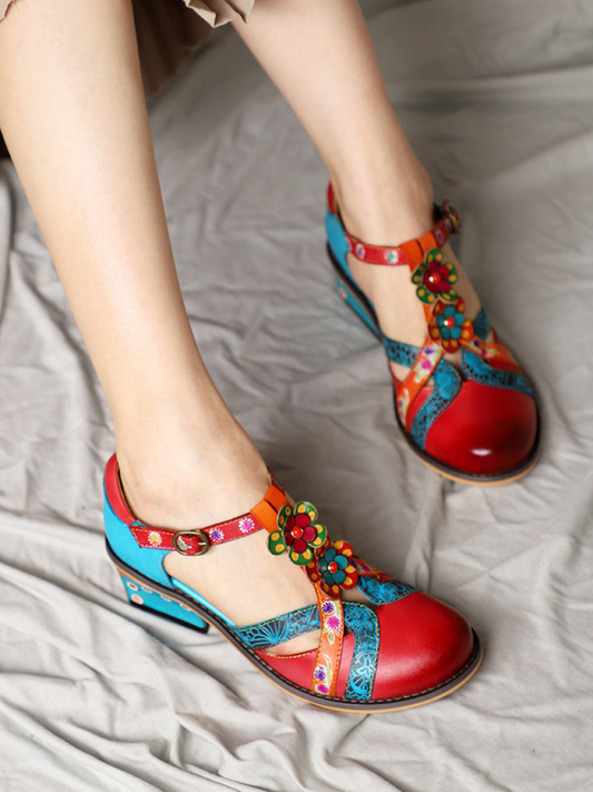 Effortlessly Elegant Sandals with a Timeless Design
