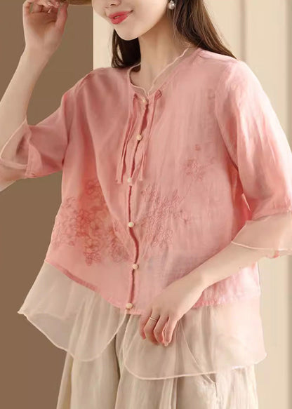 Well Tailored Shirt with a Graceful Silhouette