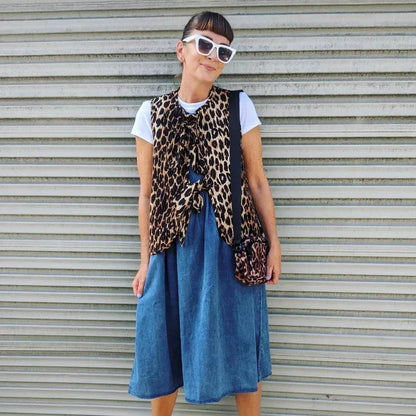 Classic Vintage Top with a Flattering Fit