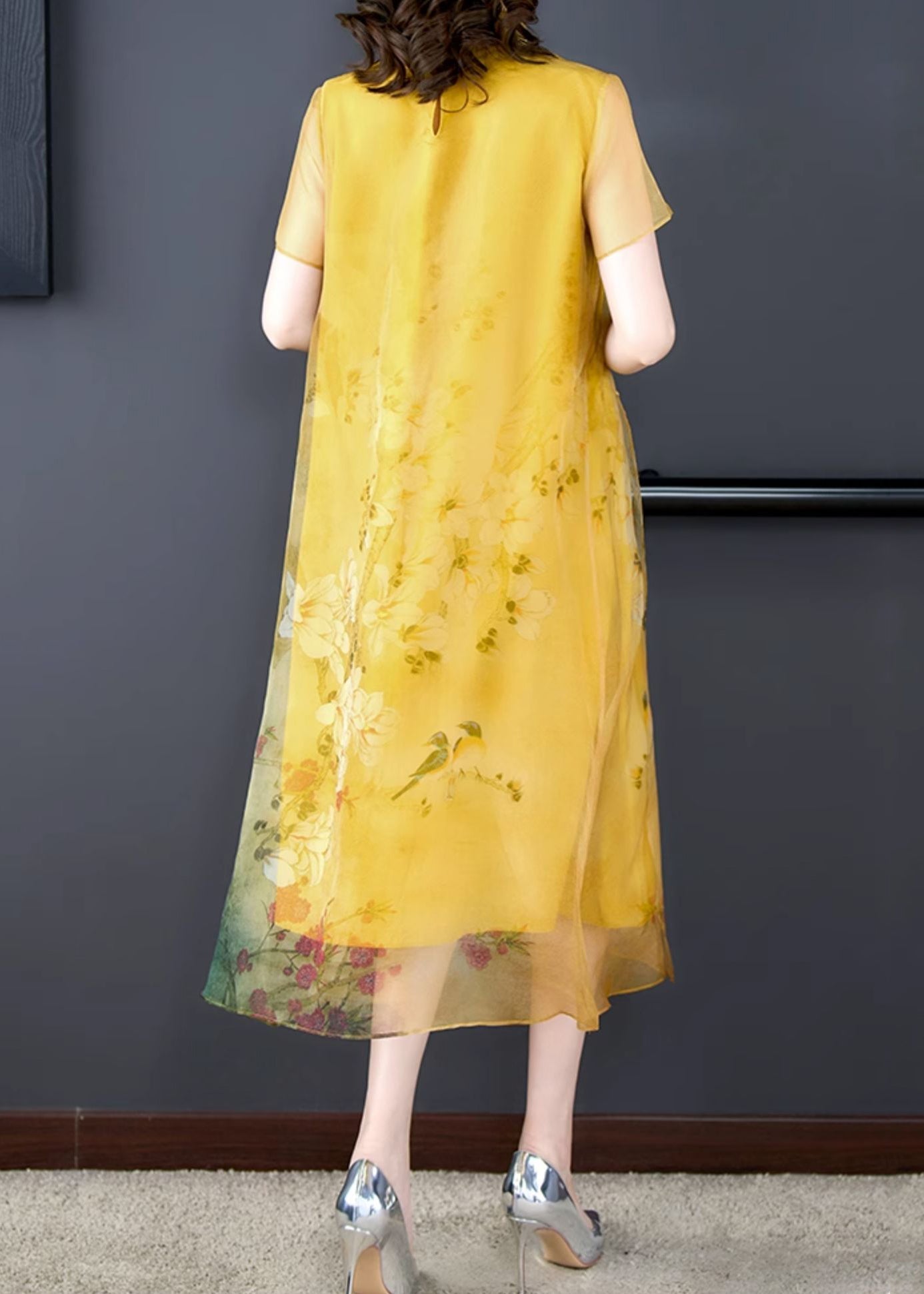 Polished Dress with an Effortless Classic Look