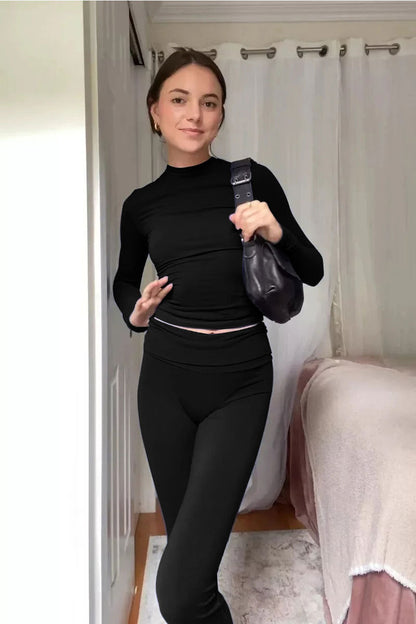Elegantly Styled Trousers for Everyday Wear
